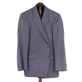 EDUARD DRESSLER, a grey wool suit consisting of jacket and pants. Size 52.