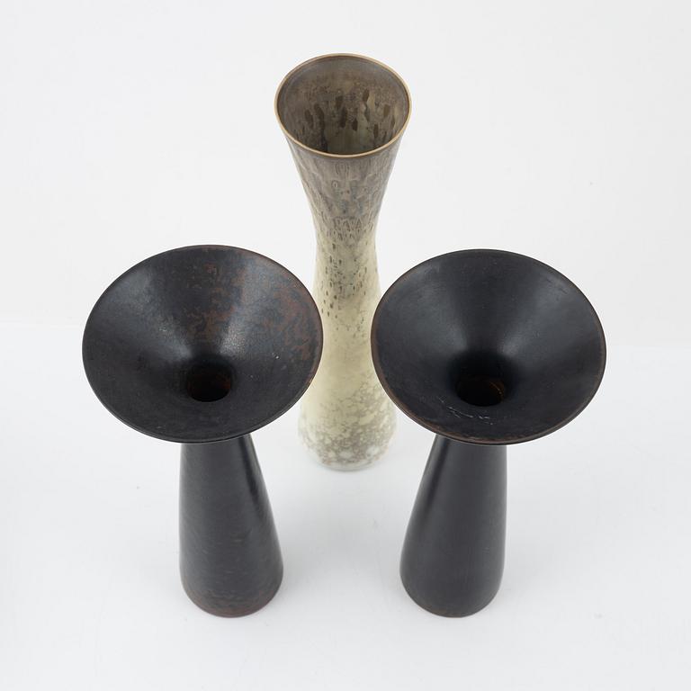 Carl-Harry Stålhane, vaser, 5 st, samt Gunnar Nylund, skål, stengods, Rörstrand.