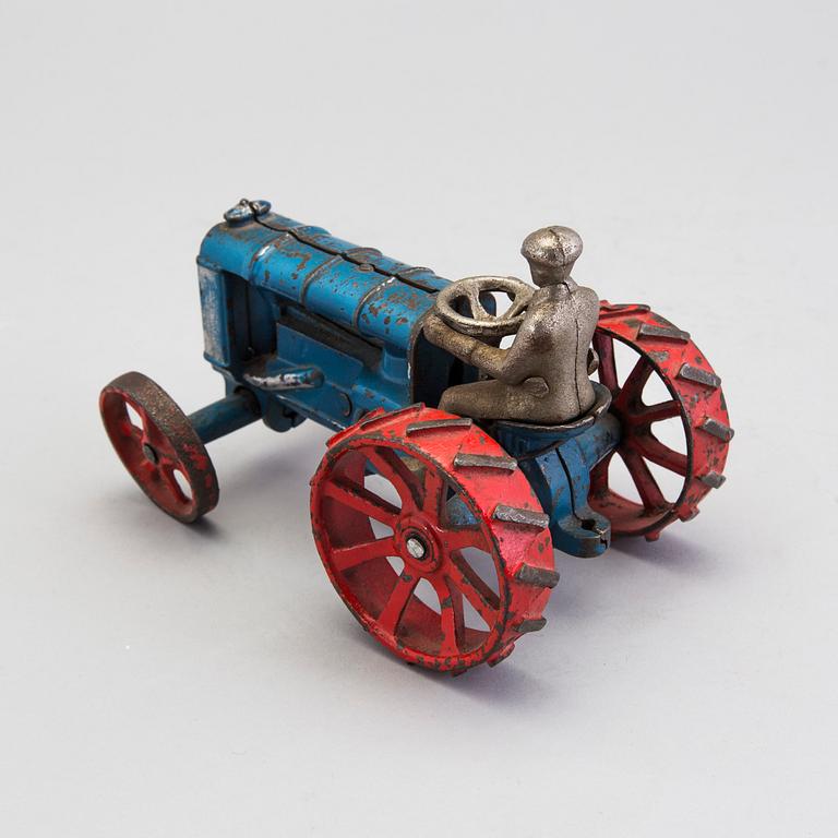 SKOGLUND & OLSSON, traktor, gjutjärn, Sverige, ca 1930.