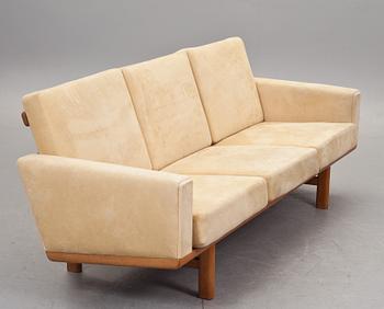 SOFFA, GE 236. Hans J Wegner, Danmark.