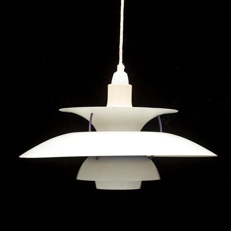 TAKLAMPA, PH-5. Poul Henningsen för Louis Poulsen, Danmark.