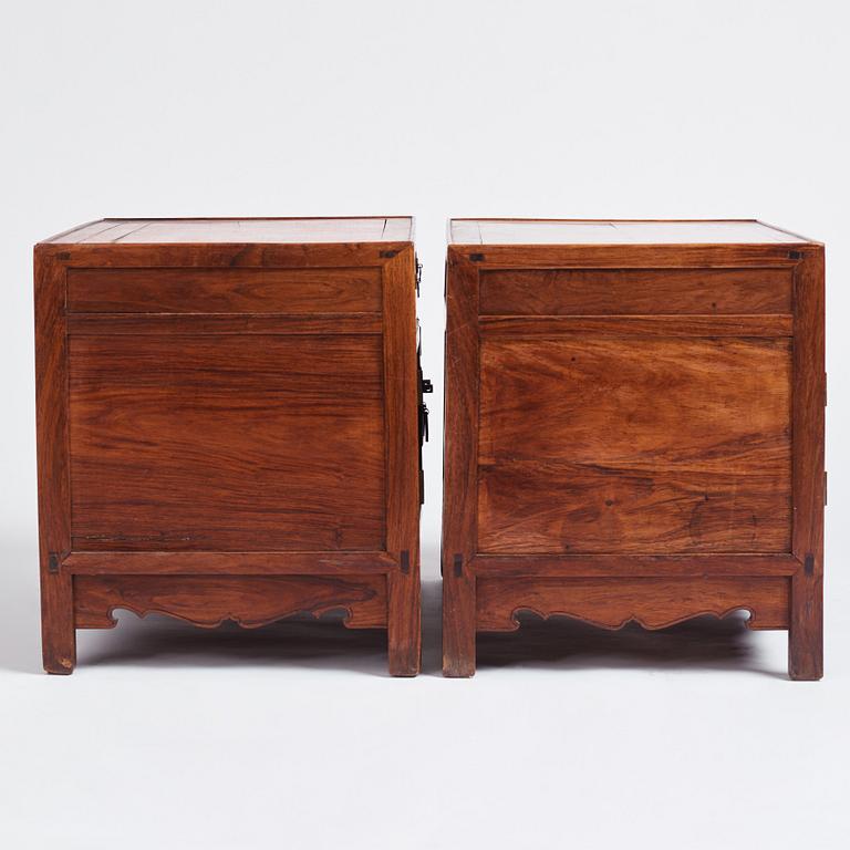 A pair of huanghuali cabinets, Qing dynasty.