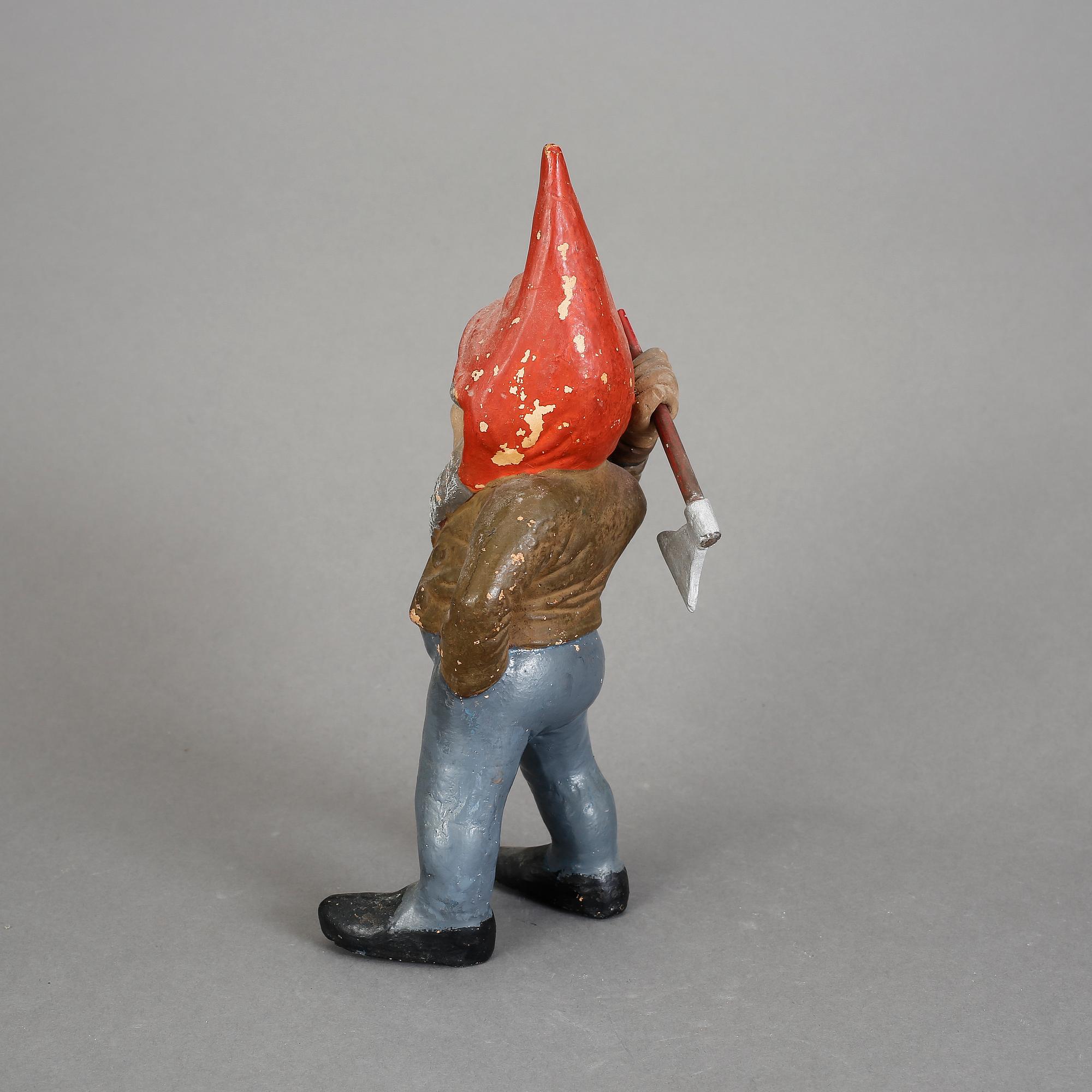 FIGURIN, keramik, 1900-talets första hälft.