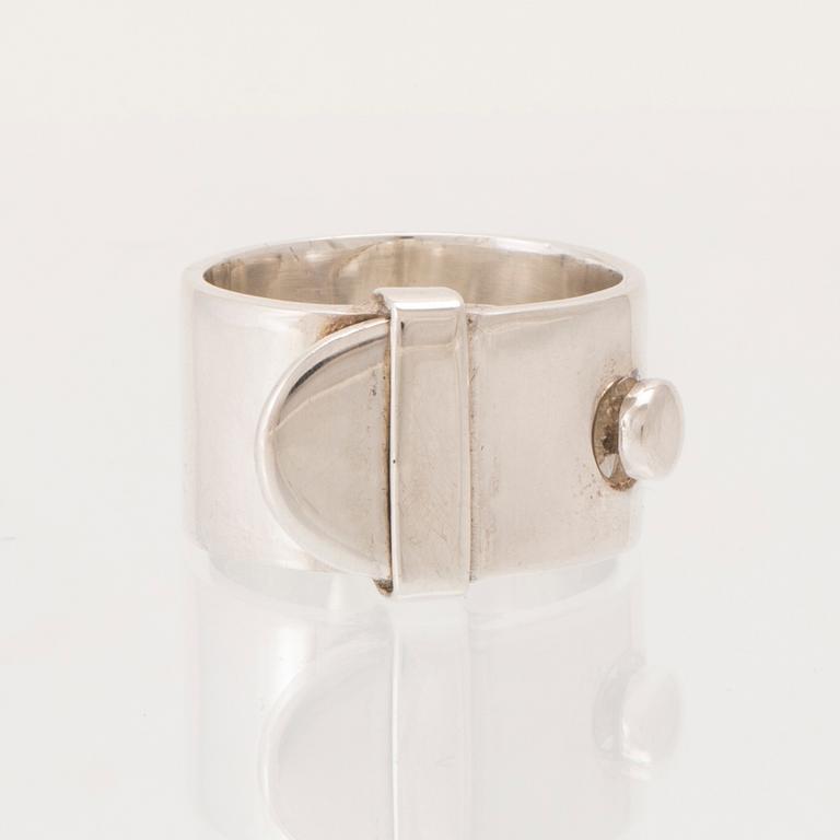 Vivianna Torun Bülow-Hübe, ring "Dot" silver 2013.