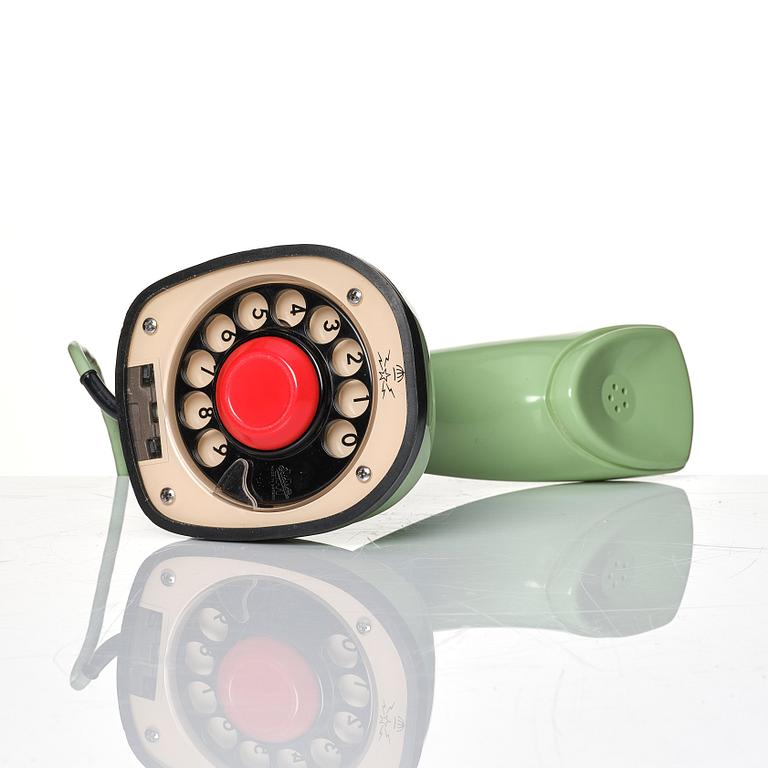 Hugo Blomberg, Ralph Lysell & Gösta Thames "Ericofon" or "The cobra telephone", LM Ericsson, Sweden, 1950s.