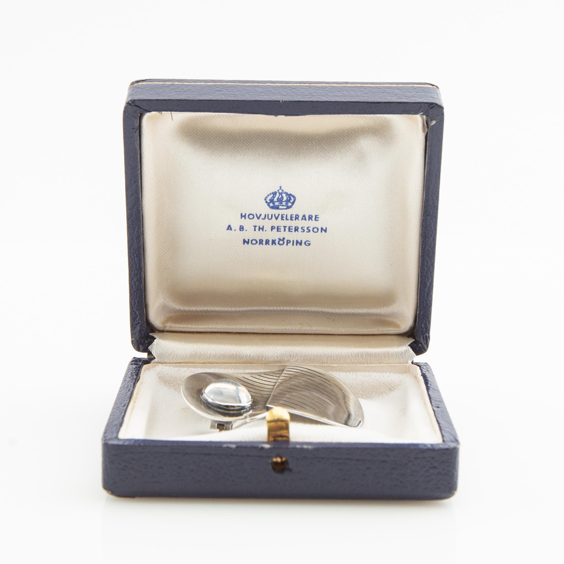 Brooch, sterling silver with rock crystal, Atelier Waldermar Jonsson, Skara, 1954.