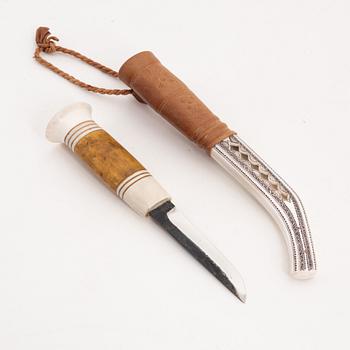 A reindeer horn knife by Ingvar Svonni, signed.