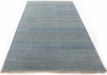 A carpet, Modern Agra, ca 277 x 188 cm.