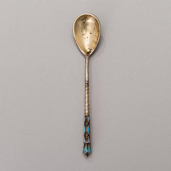 A RUSSIAN SILVER AND ENAMEL SALT CELLAR AND SPOON, Moscow 1895 and ca 1900, Prokopi Nikitin, spoon hallmarked BA.