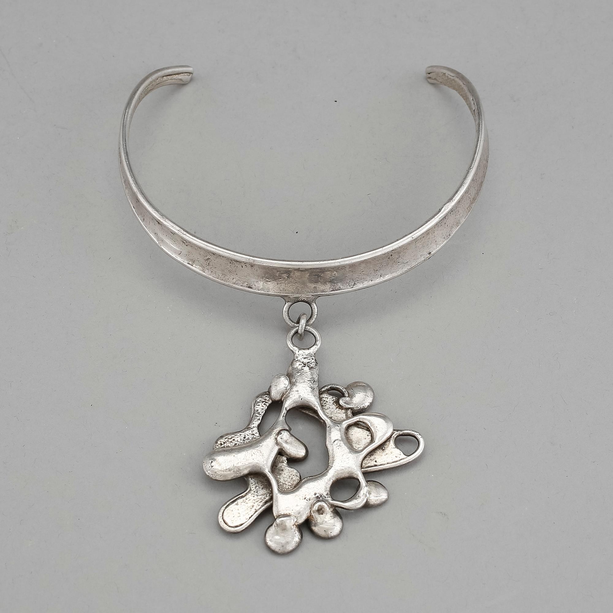 HALSBAND, försilvrat tenn, Jacob Hull, Danmark, 1970-tal.