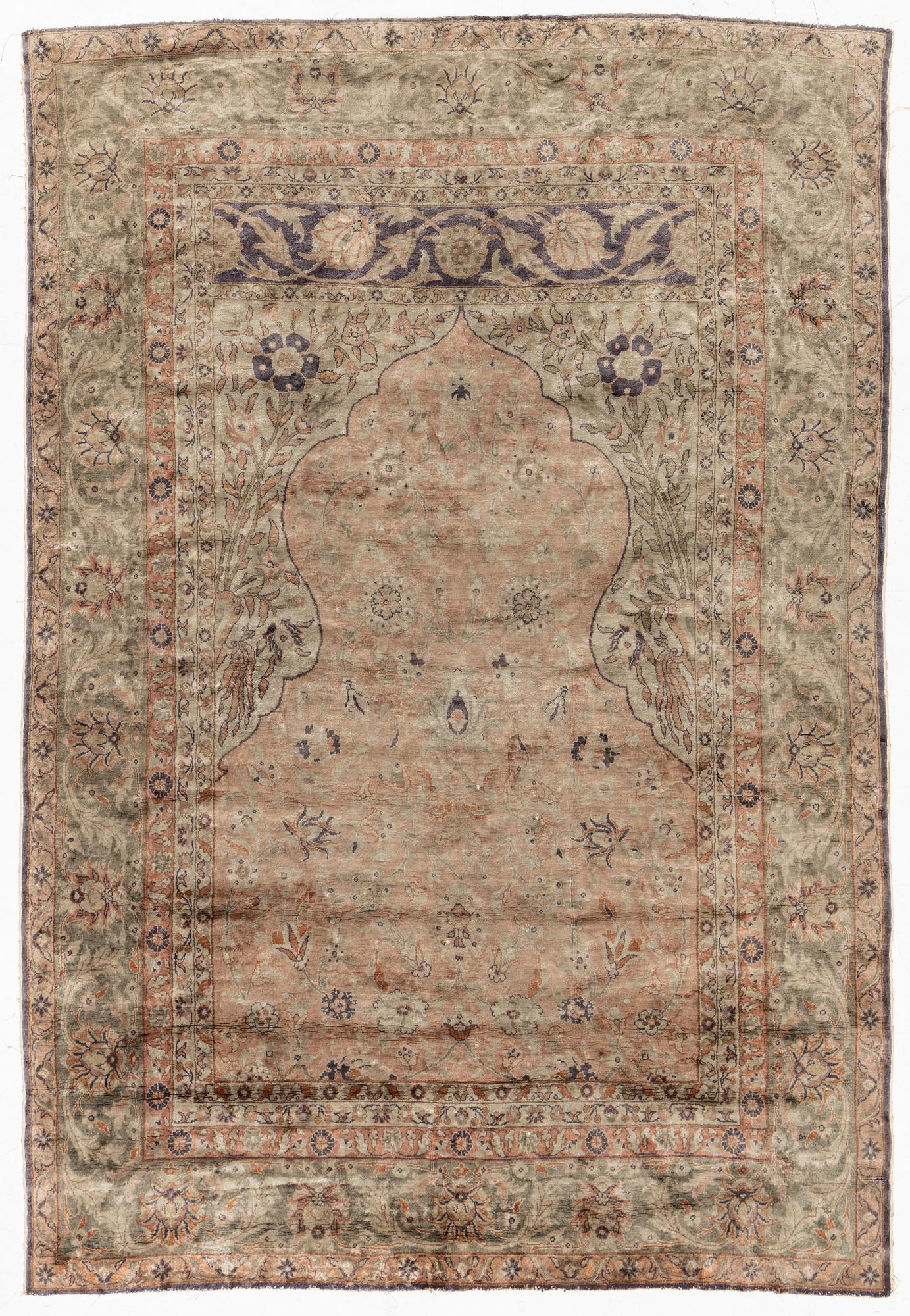 A Turkish rug, c. 185 x 125 cm.