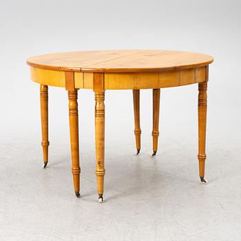 Dining table, 19th century.