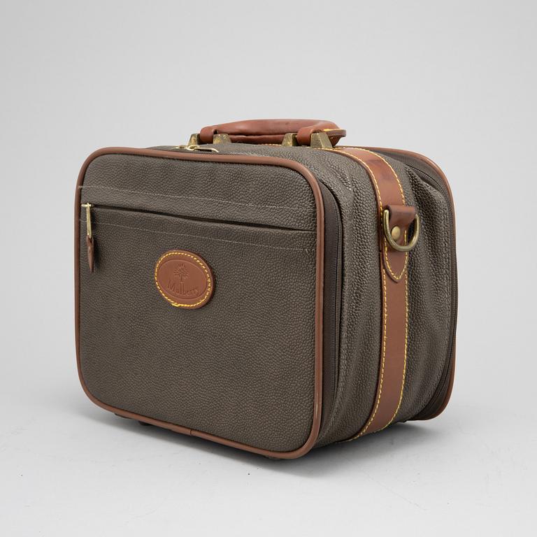 Mulberry, a Scotch Grain beauty box.