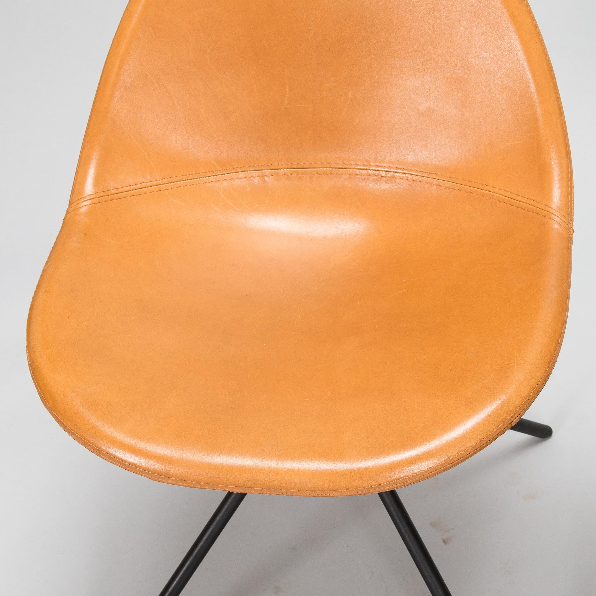 Henrik Pedersen, dining table 'Sketch' for Houe Karim Rashid, eight 'Ottawa' chairs for BoConcept.