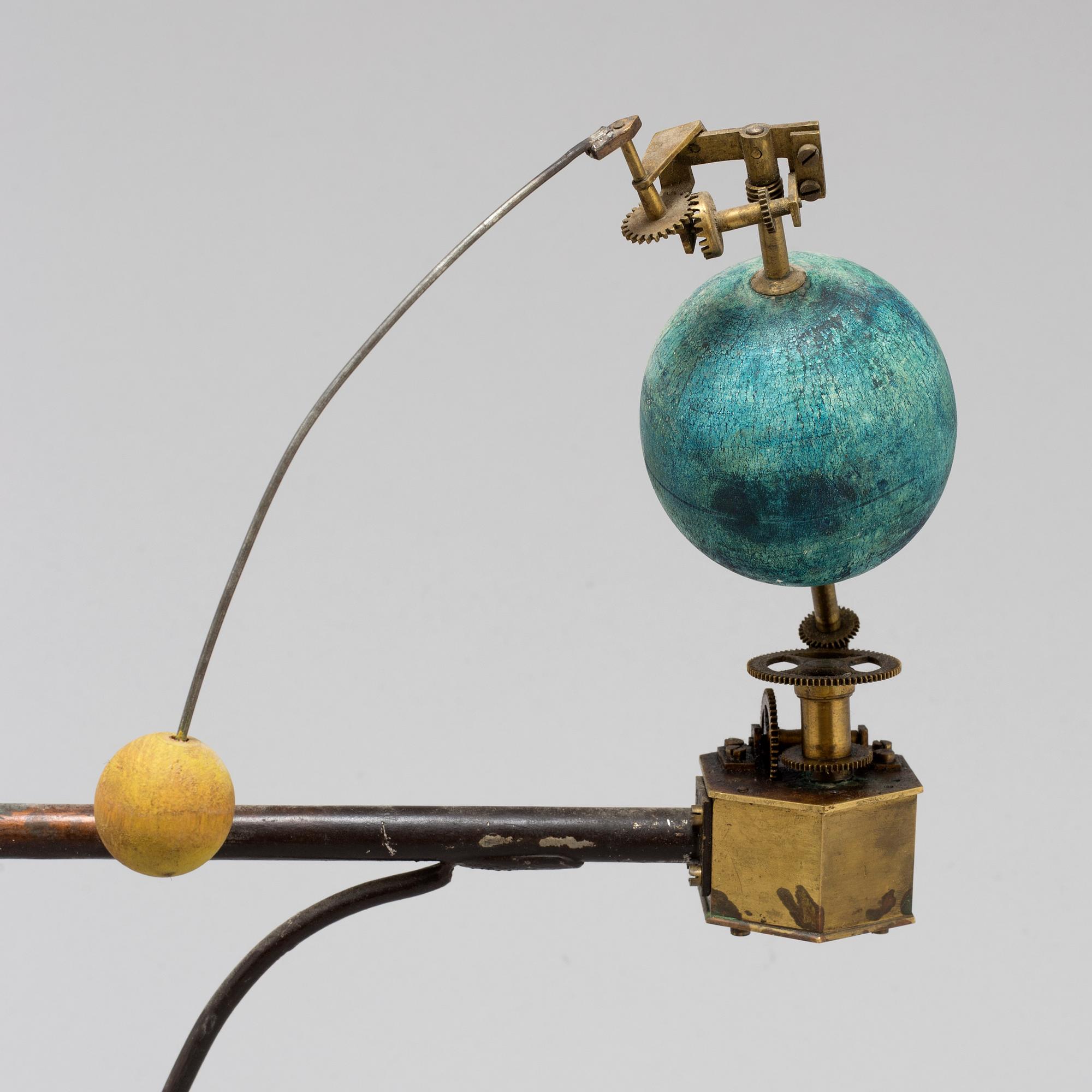 A late 19th Century tellurium.