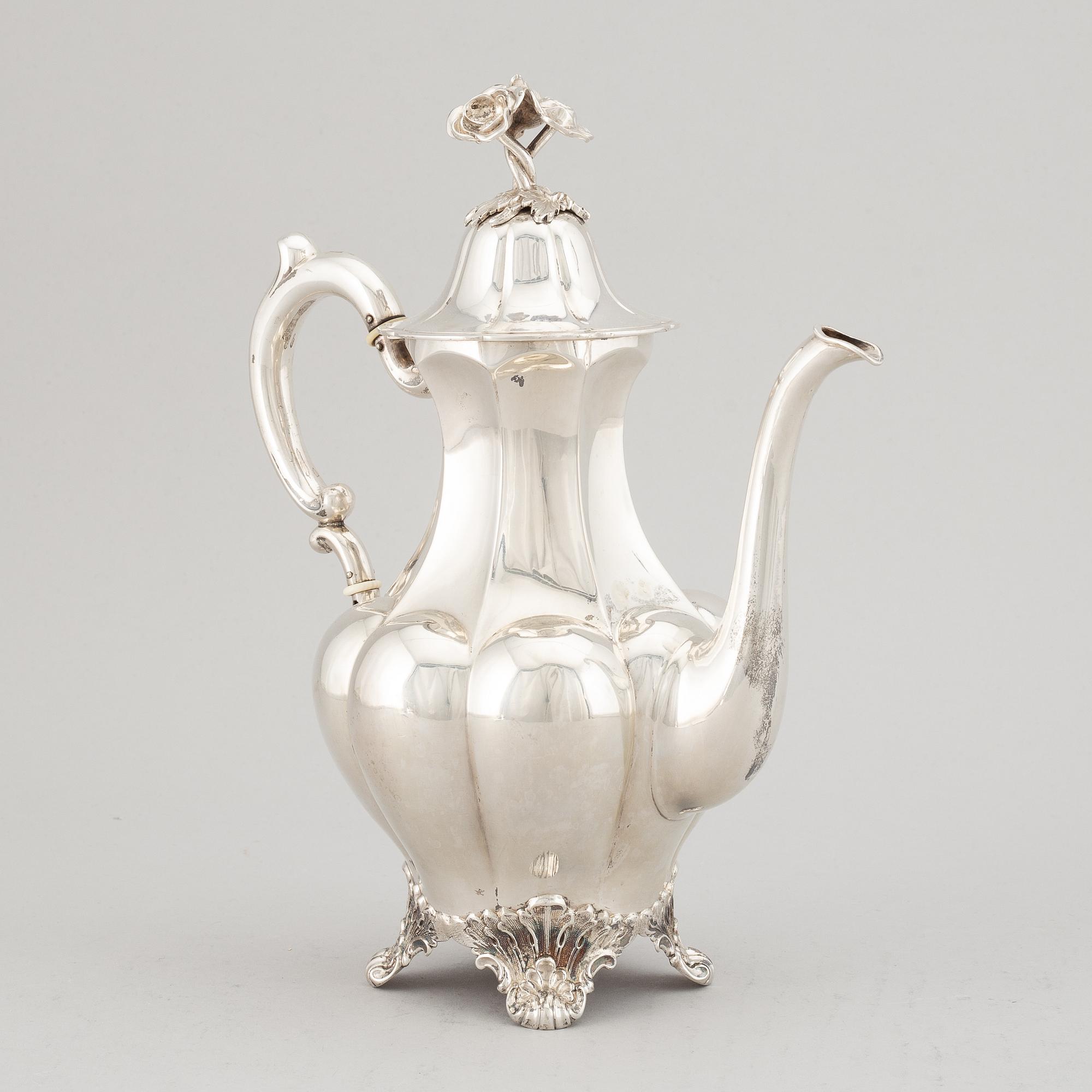 A Swedish 20th century silver coffee-pot, mark of A.G. Dufva, Stockholm 1922.