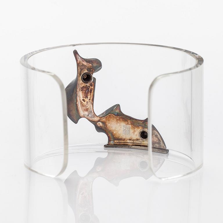Björn Weckström, armband "Silverrök", sterlingsilver och akryl. Lapponia 1988.
