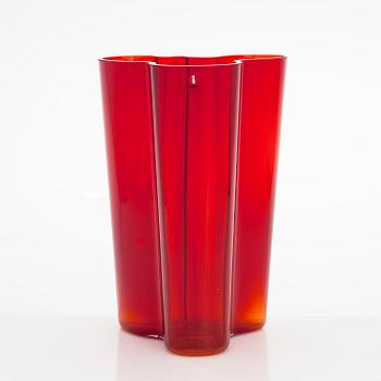 Alvar Aalto, maljakko, malli 251, signeerattu Iittala.