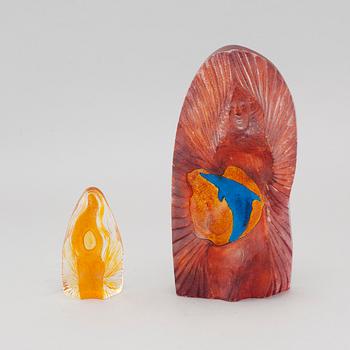 Two signed glass sculptures by Erika Höglund for Målerås.