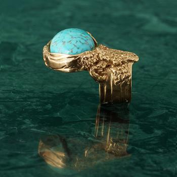 RING, Yves Saint Laurent.