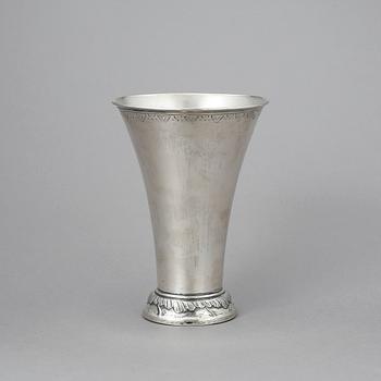 BÄGARE, silver, C.G Hallberg, Stockholm, 1916, vikt 295 g.