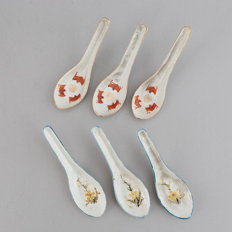 Skedar, ett parti om 32 stycken. Kina, 1900-tal.