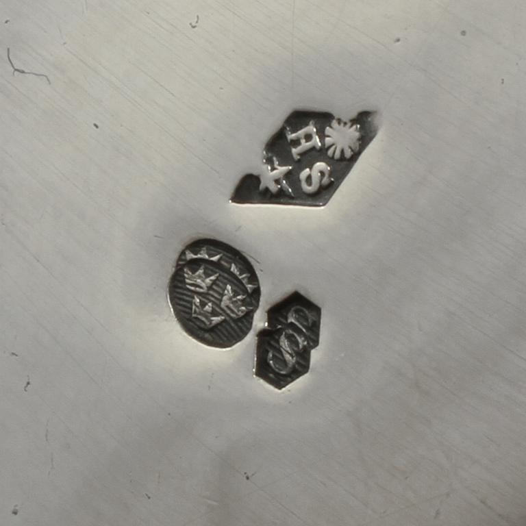 SERVIS, 4 delar, silver, svenska importstämplar, 1900-talets andra hälft. Total vikt ca 780 g.
