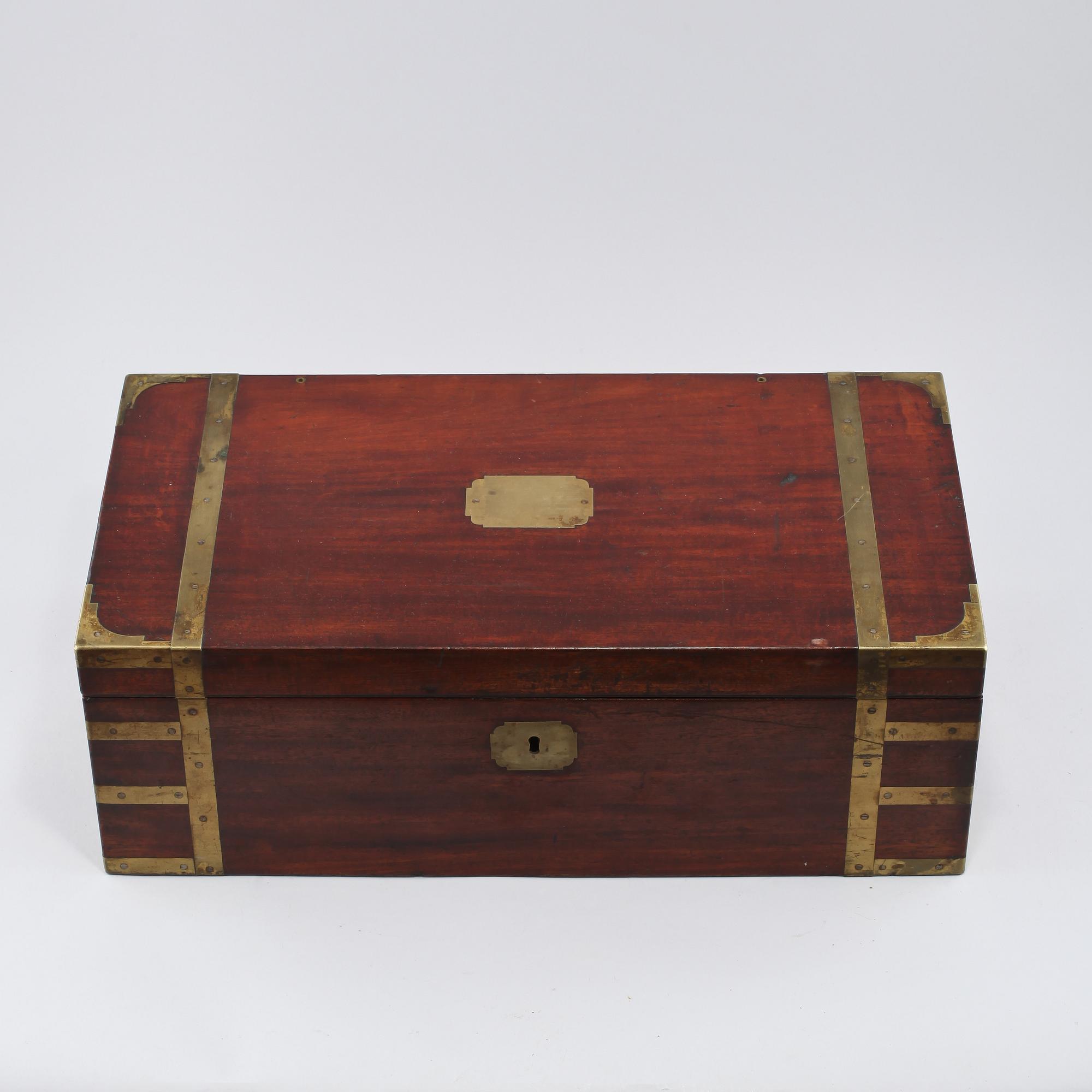 SKRIVSCHATULL, Gaimes, London, 1800-tal.