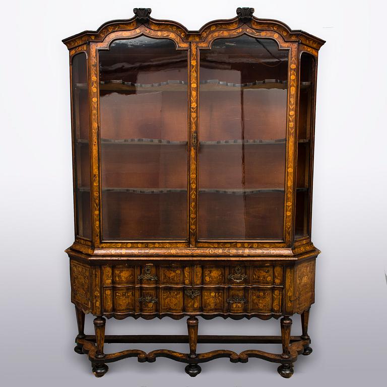 A CUPBOARD, baroque, Holland 18th century.