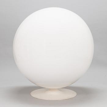 Eero Aarnio, "Pallotuoli", Adelta, 1980-luvun loppu.