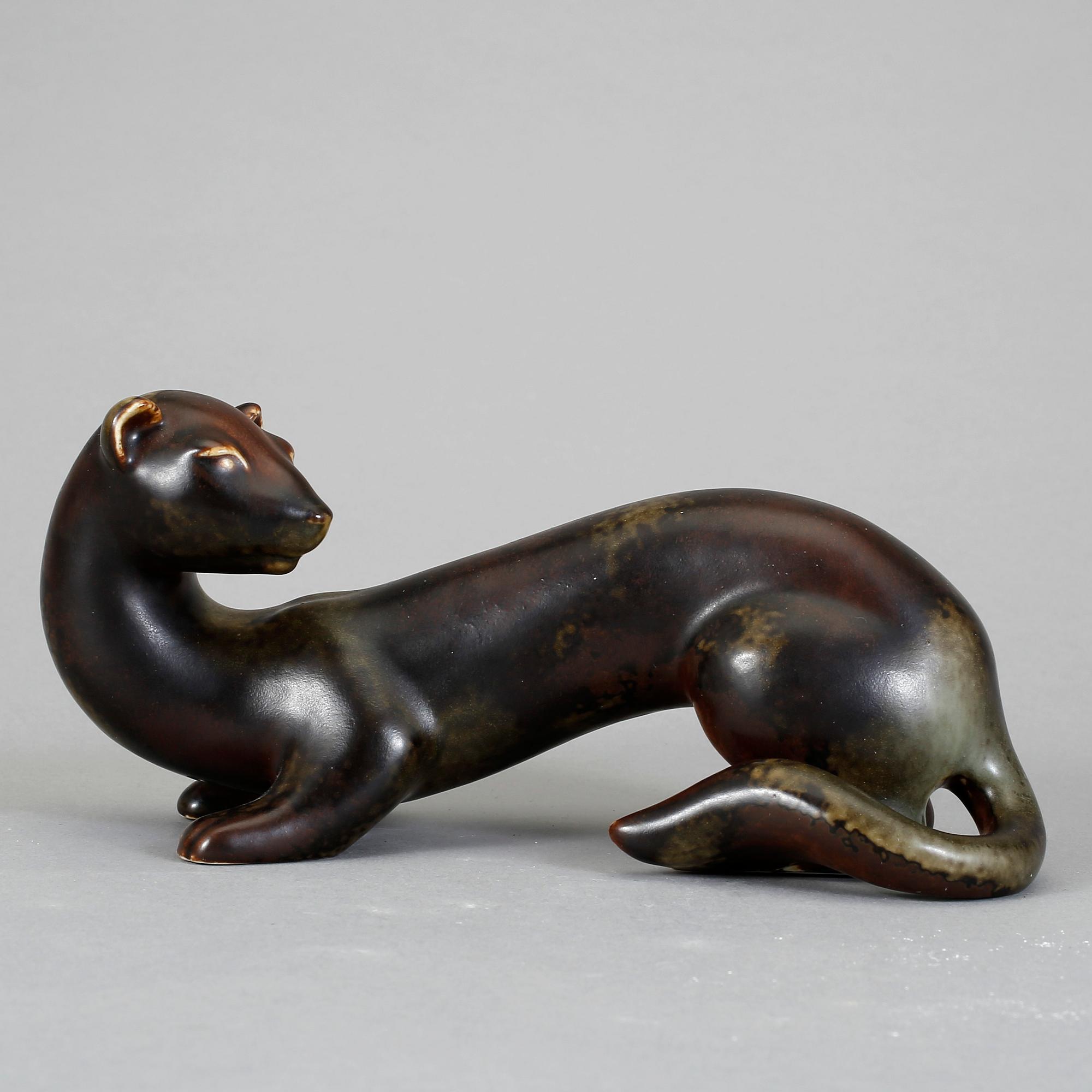 FIGUR, stengods, signerad. Gunnar Nylund, Rörstrand.