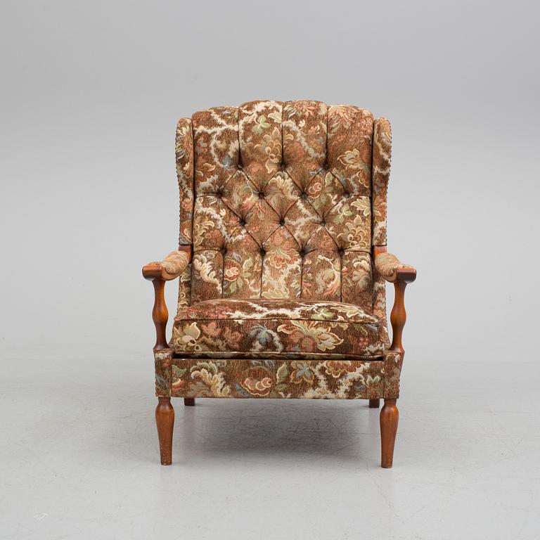 A 20th century armchair.