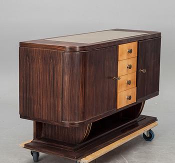 SIDEBOARD, Art decostil, 1900-talets mitt.