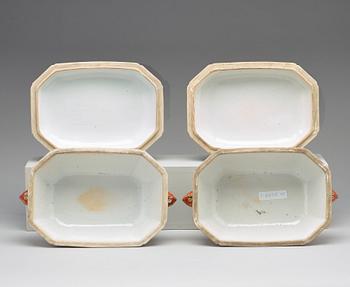 A pair of famille rose tureens with covers, Qing dynasty, Qianlong (1736-95).