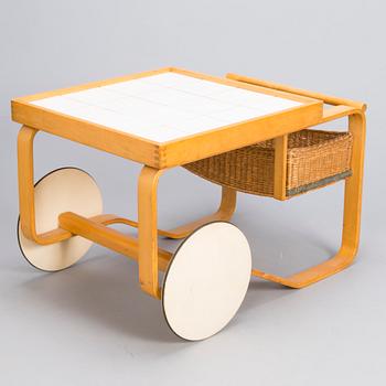 ALVAR AALTO, A 1960s '900' tea trolley for Artek, Finland.