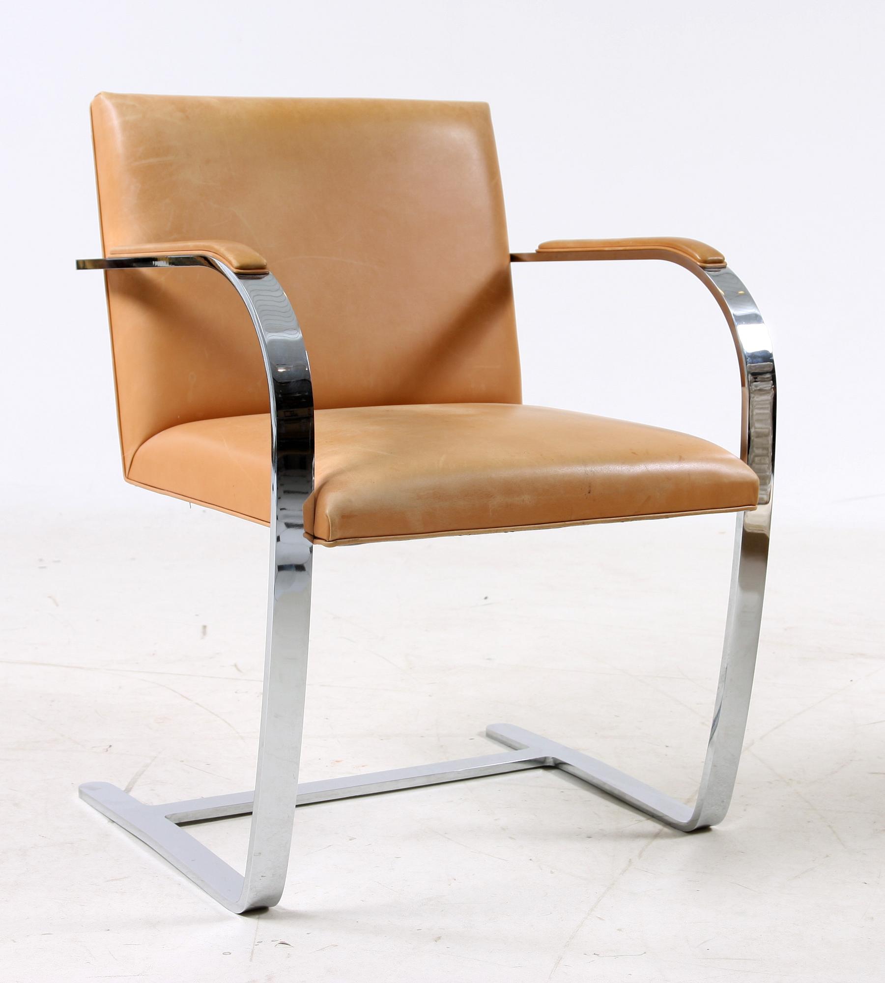 FÅTÖLJ, "Brno Chair", Ludwig Mies van der Rohe, Knoll. Modellen formgiven 1929-30.