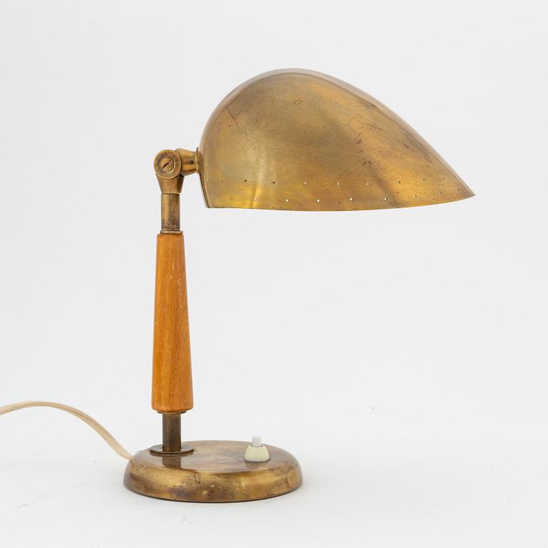 Harald Notini, a modell '15213' table lamp from Böhlmarks, 1930's/40's.