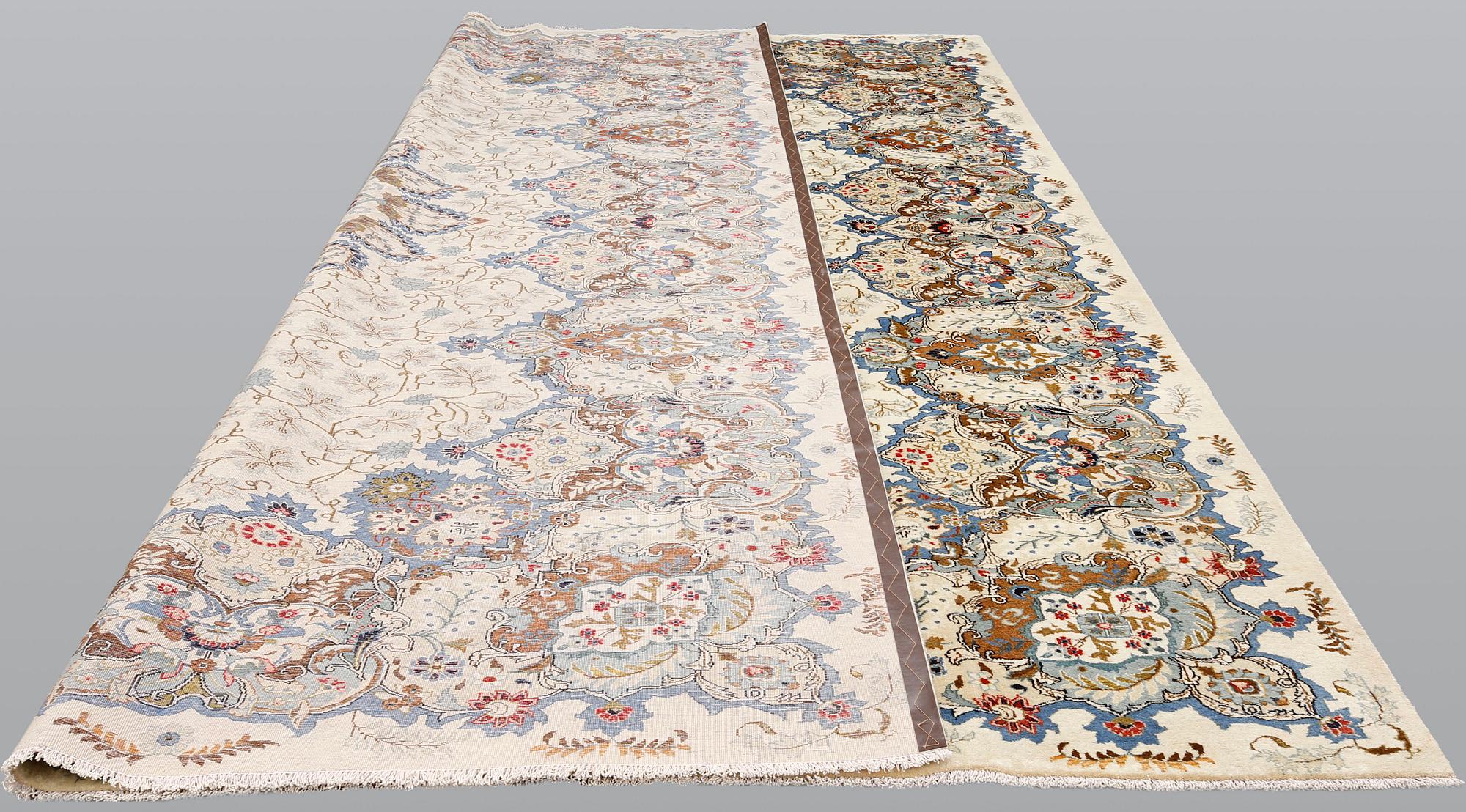 Matta, Royal Keshan, ca 425 x 300 cm.