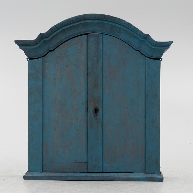 A wall cabinet, 18th century.