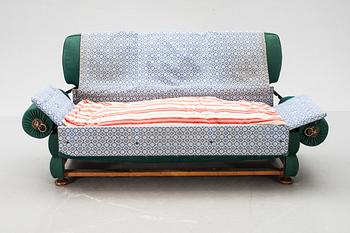 BÄDDSOFFA, 1900-talets första hälft.