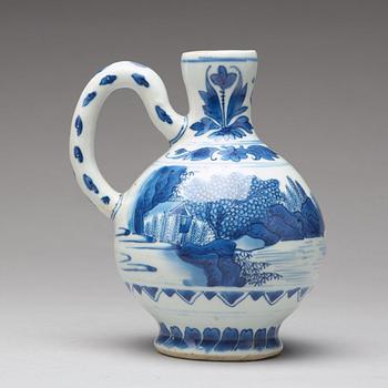 A blue and white Transitional ewer, 17th Century.