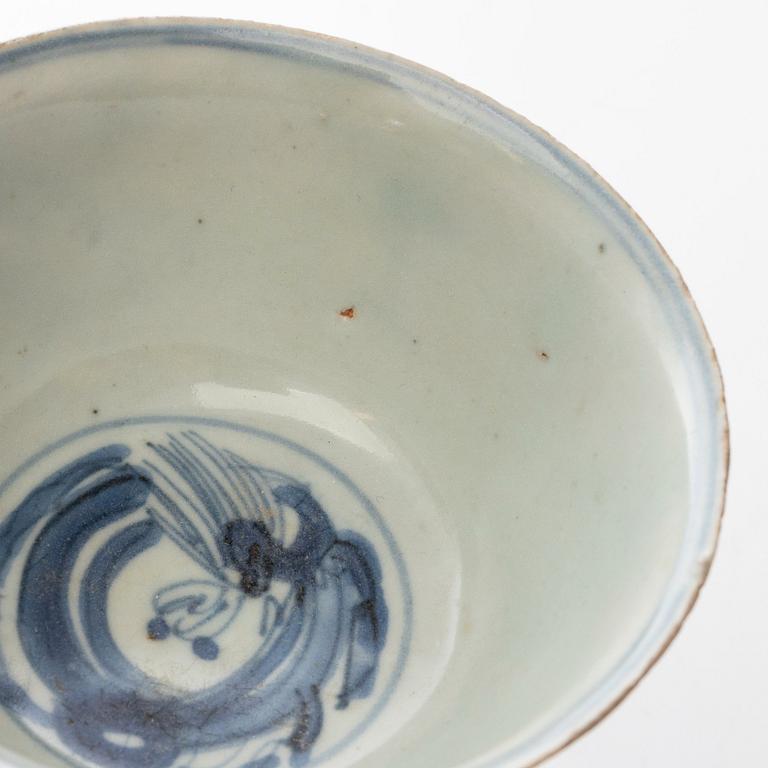 Two blue and white bowls, Ming dynasty (1368-1644).