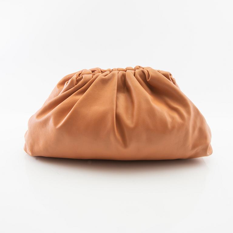 Bottega Veneta, "Pouch Clutch".