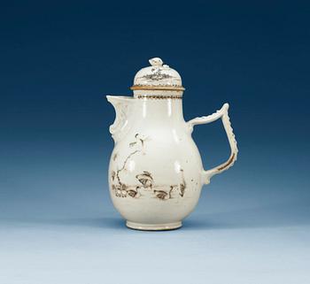 1465. KAFFEKANNA med LOCK, kompaniporslin. Qing dynastin, Qianlong (1736-95).