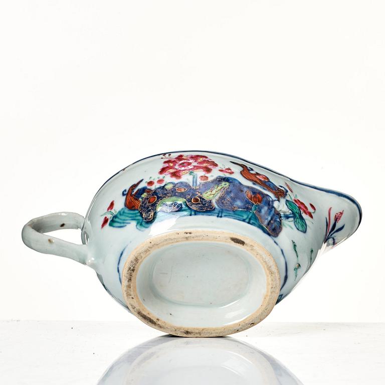 A famille rose "tobacco leaf" sauce boat, Qing dynasty, Qianlong (1736-95).
