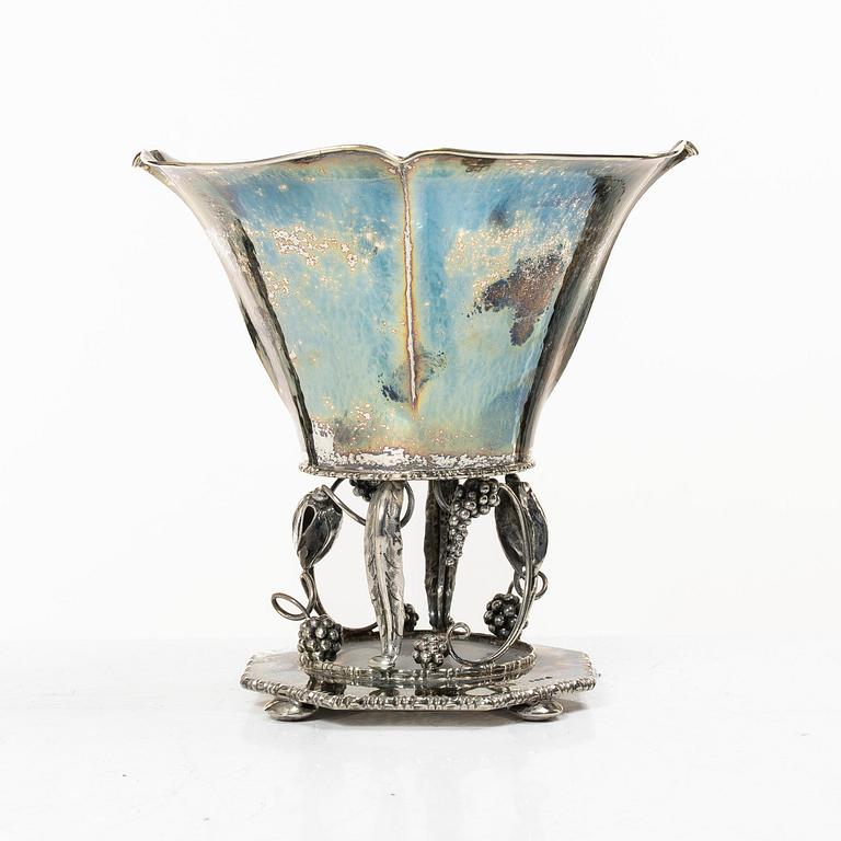 JE Skreij, bowl on foot, silver, Falun 1929.