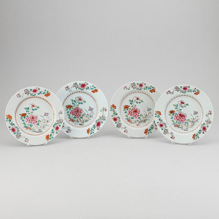 A set of four famille rose dinner plates, Qing dynasty, Qianlong (1736-95).
