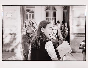 HENRI CARTIER-BRESSON, gelatin silver print, stamped by the photographer and Magnum Photos Incorporated a tergo.