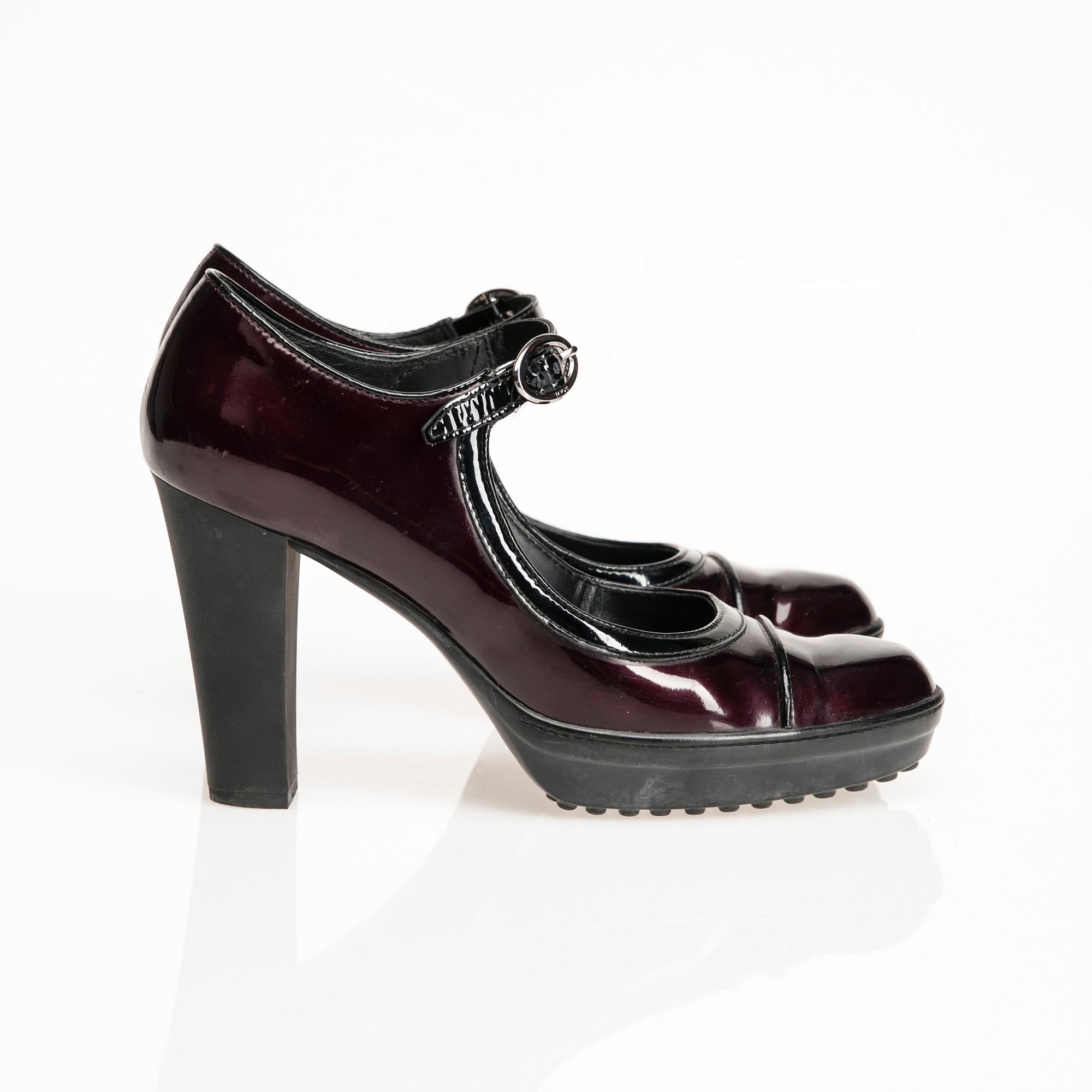 SKOR, Tod's.
