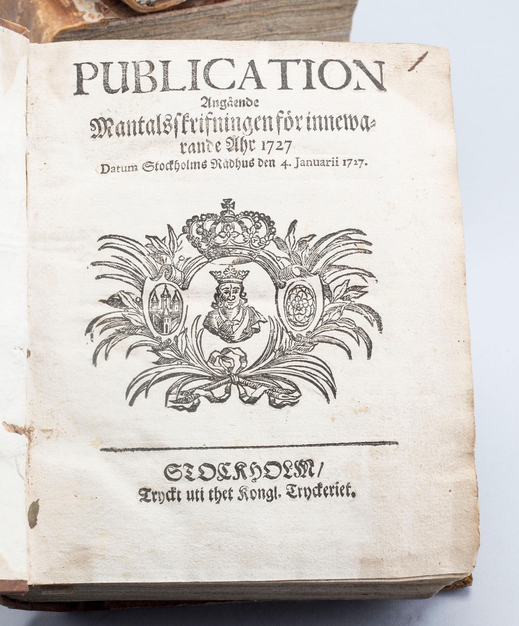 SAMLING INBUNDNA Kungl. Maj:ts förordningar,påbud, taxa... 2-4 vol. 1700-tal.